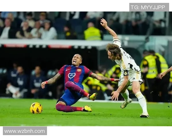 巴萨与皇马国王杯半决赛精彩直播全程回顾与分析